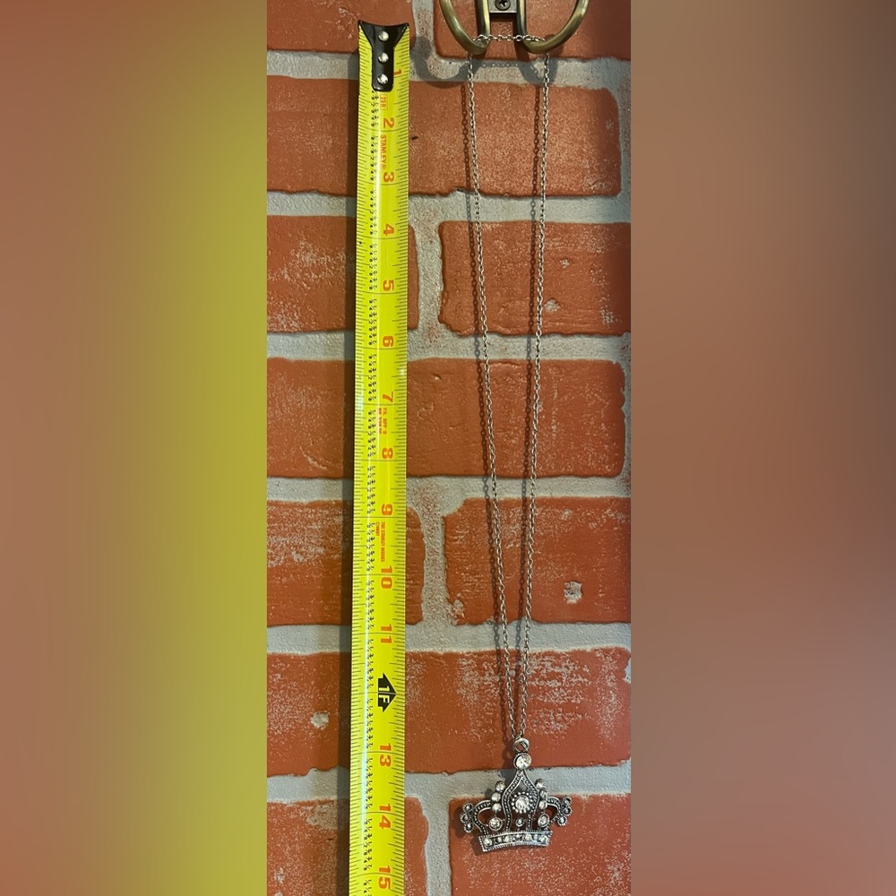 Crown Rhinestone Pendant & Chain - Picture 11 of 11